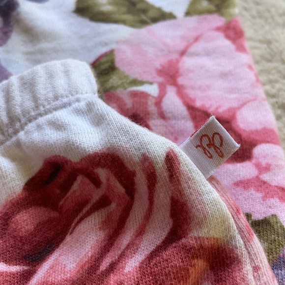 Posh Peanut | Hydrangea Rose Print Joggers | 6T - Picture 12 of 13